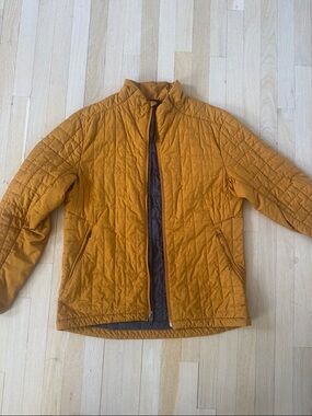 lululemon athletica Men's Quilted Lightweight Jacket - Mustard Gold